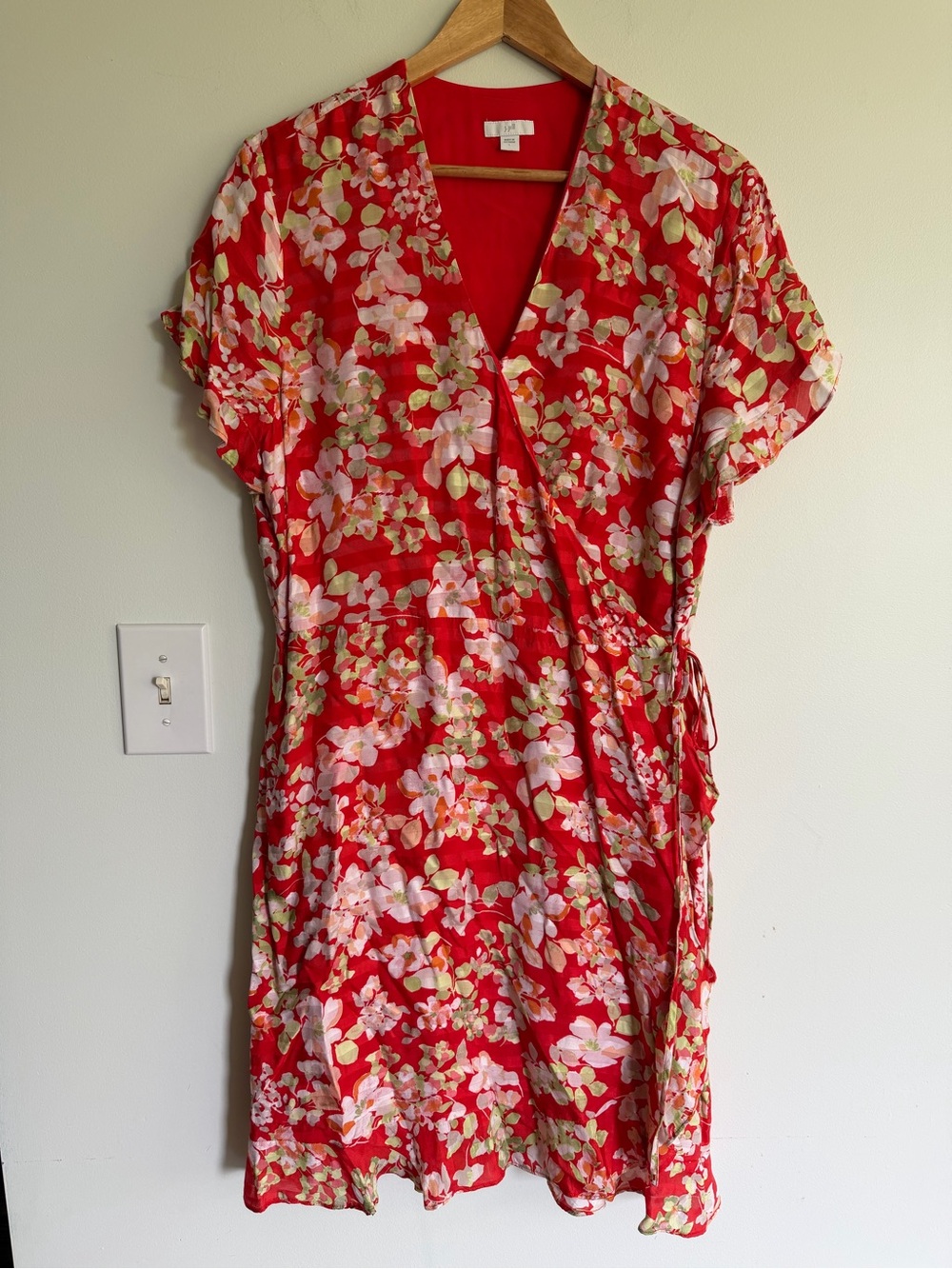J. Jill Red Orange Floral Wrap Dress Classy Event  Lightweight Summer Bright